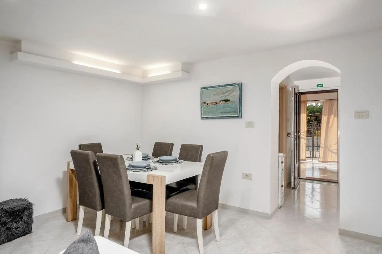 Apartment Adriatic Novigrad  Chorwacja