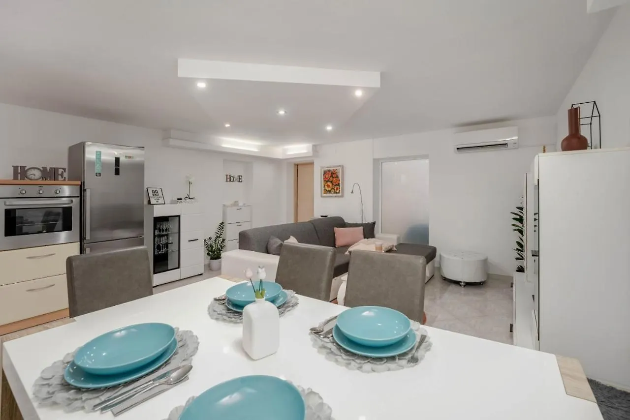 Apartment Adriatic Novigrad  Chorwacja