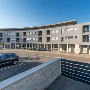 App - 1 Apartament